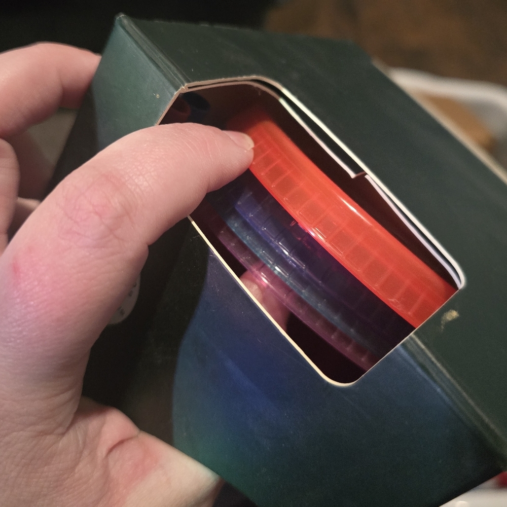 Starbucks | Color-Changing Reusable Cold Cups - Picture 3 of 4